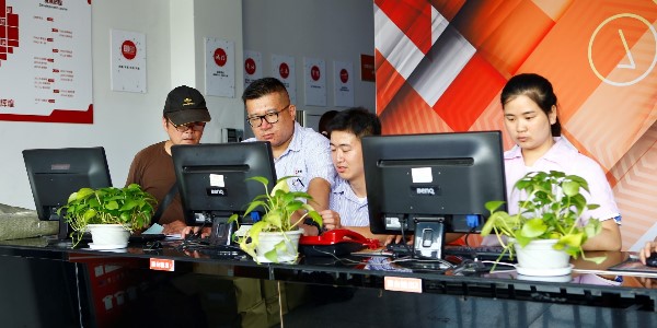 24小時(shí)數(shù)碼圖文印刷